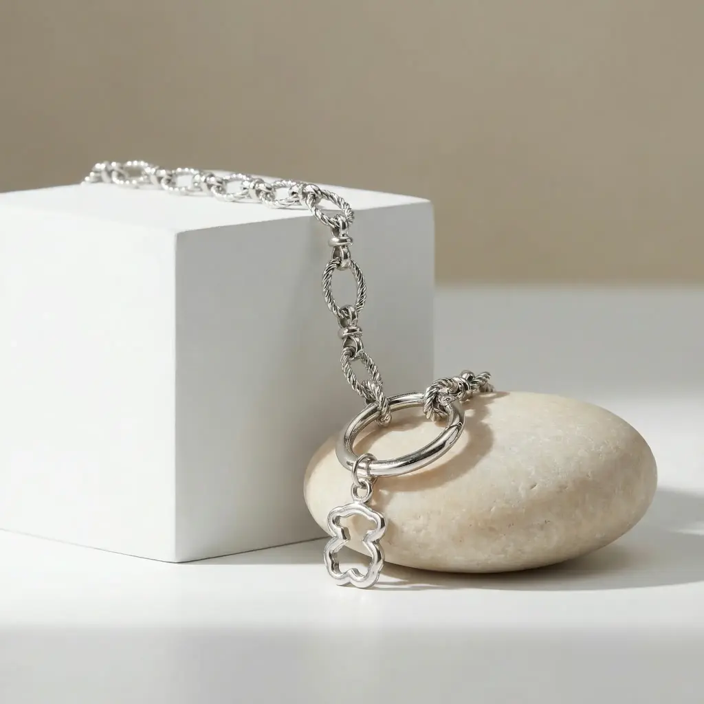 Pulsera Hold colgante oso Inspiración Tous-05.webp