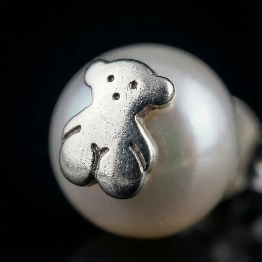 Pendientes de perla con diseño osos Inspiración Tous-05.webp