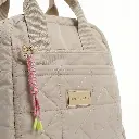 Mochila efecto acolchado (Inspiración Bimba y Lola) Color Beige 02 copia.webp