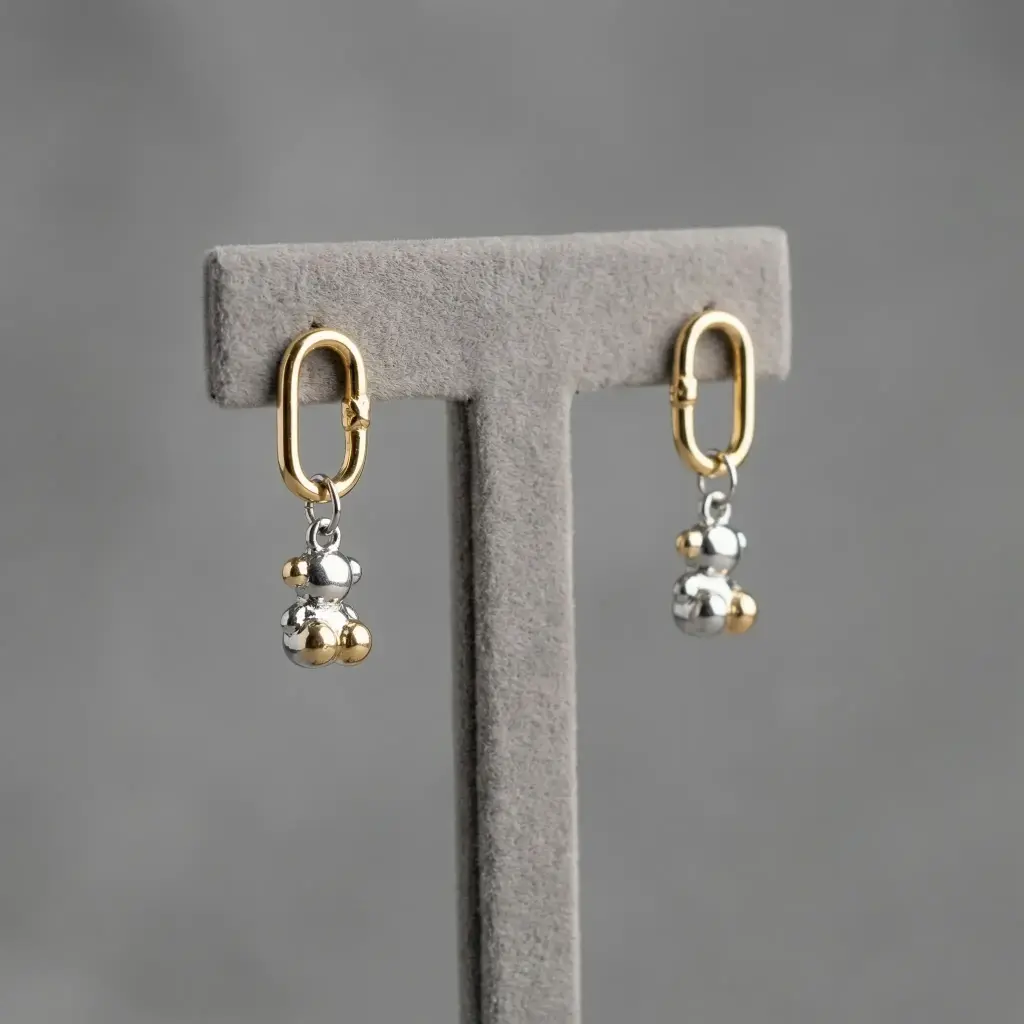 Pendientes diseño eslabón y motivo oso (Inspiración Tous) 04 copia.webp