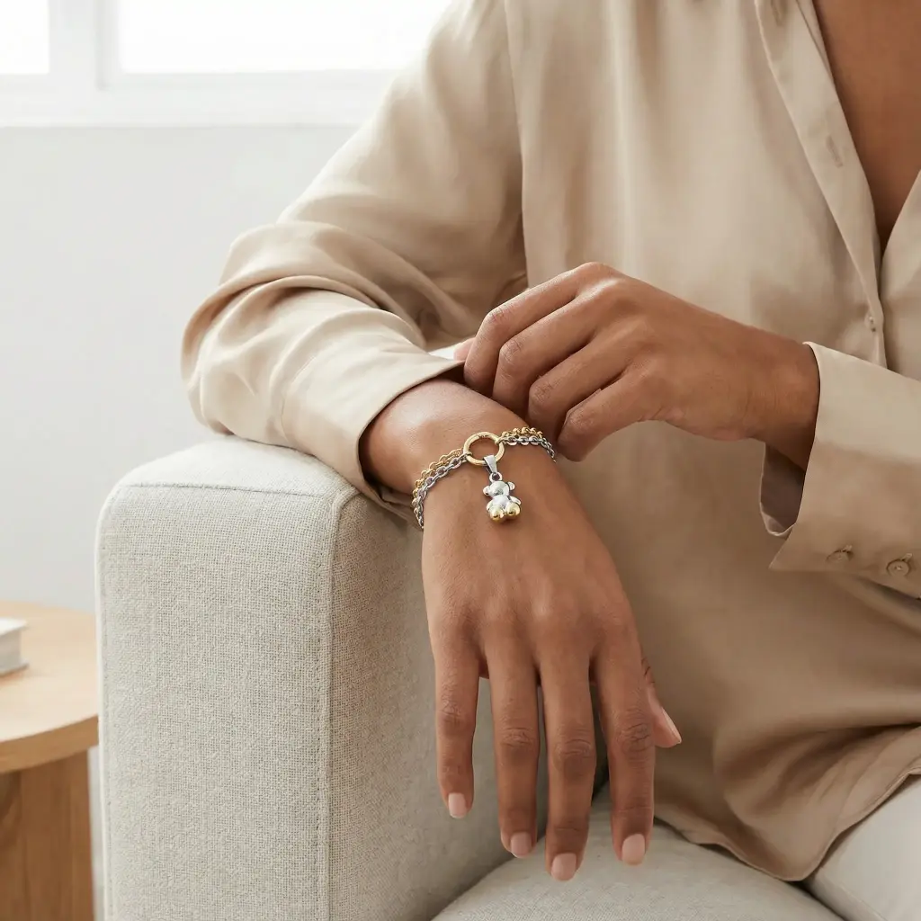 Pulsera de acero inoxidable de color dorado oso (Inspiración Tous)07 copia.webp