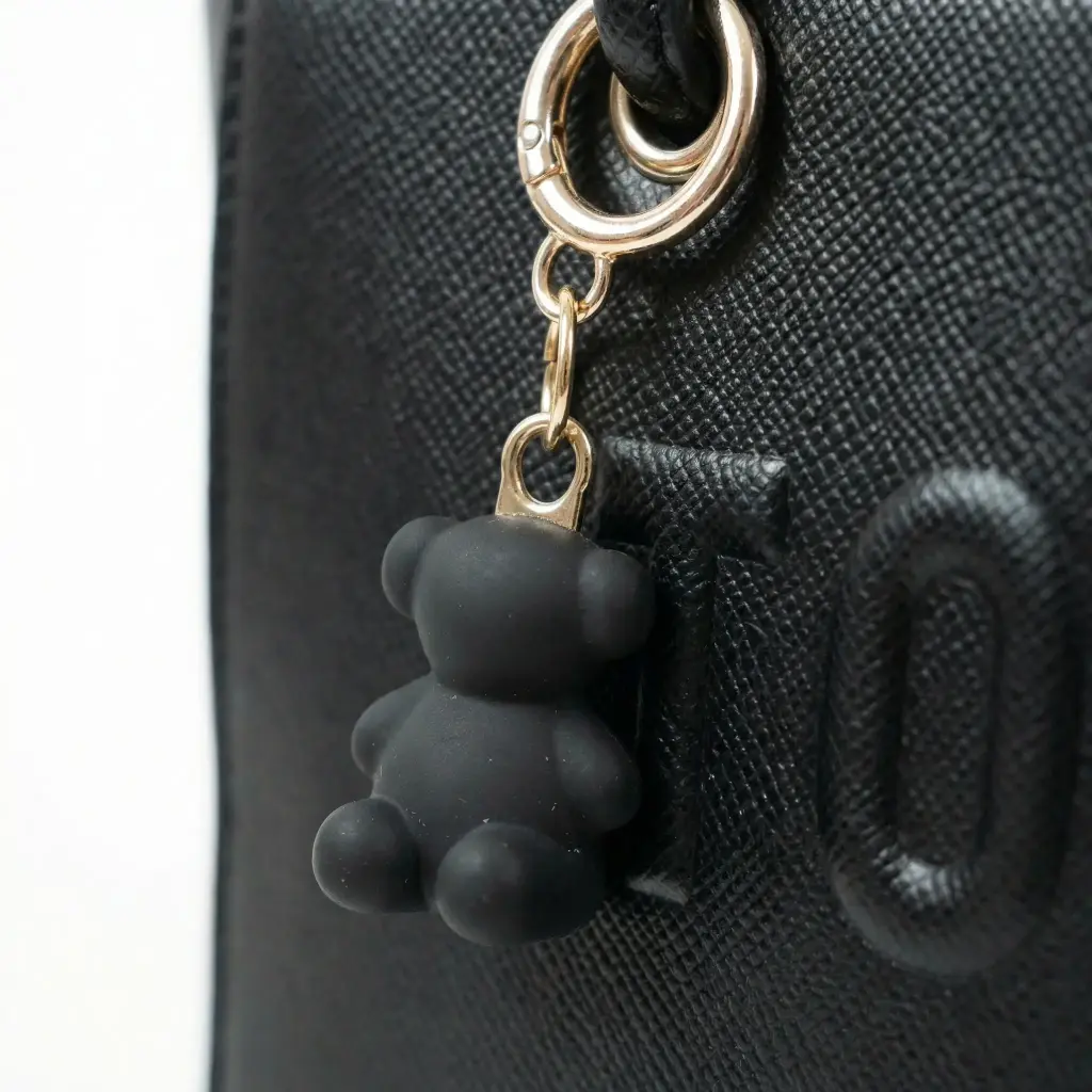 Mini Bolso Bandolera Horizontal (Inspiración Tous) Negro 02 copia.webp