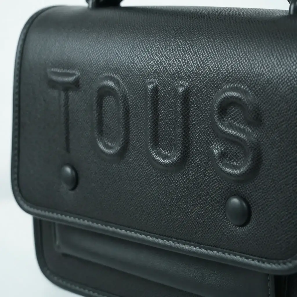 Bolso Bandolera La Rue New (Inspiración Tous) Negro 07 copia.webp