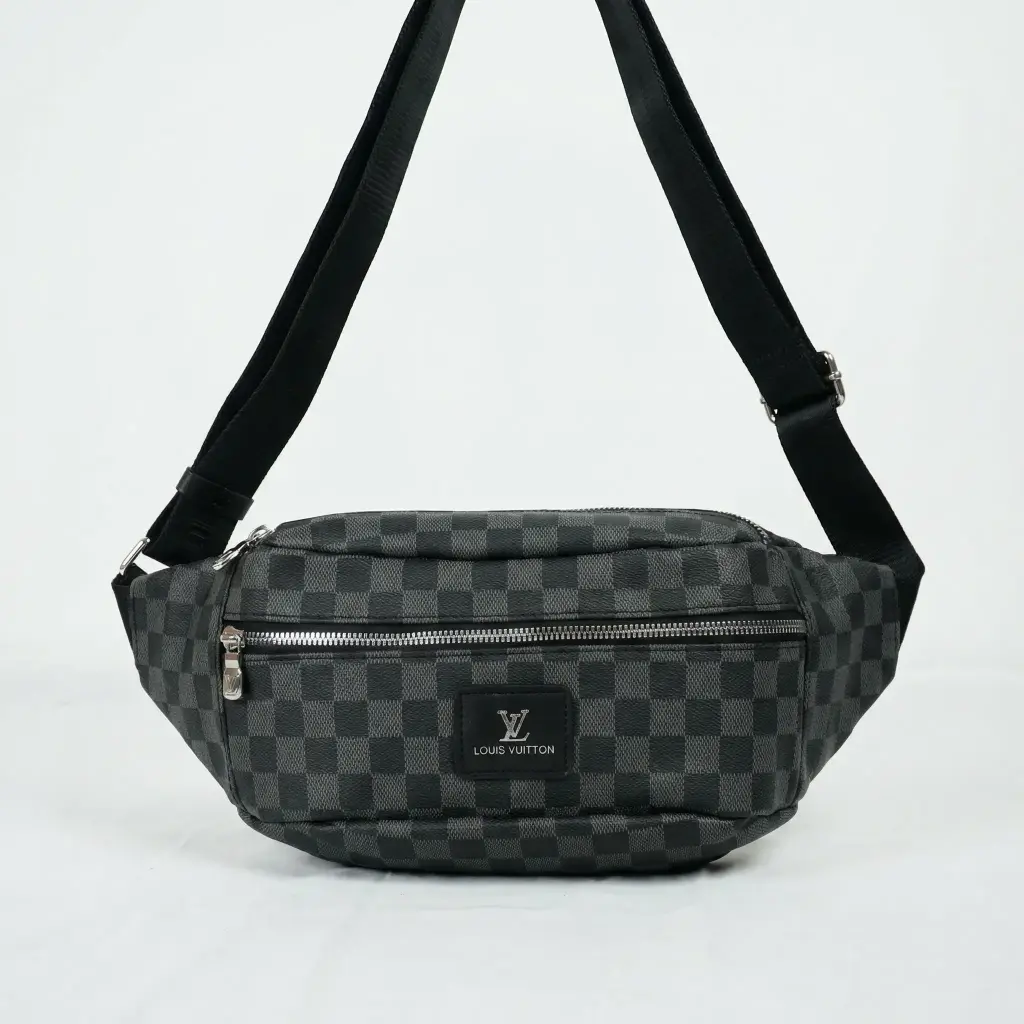 Riñonera Lona Damier (Inspiración Louis Vuitton) Negro 03.webp