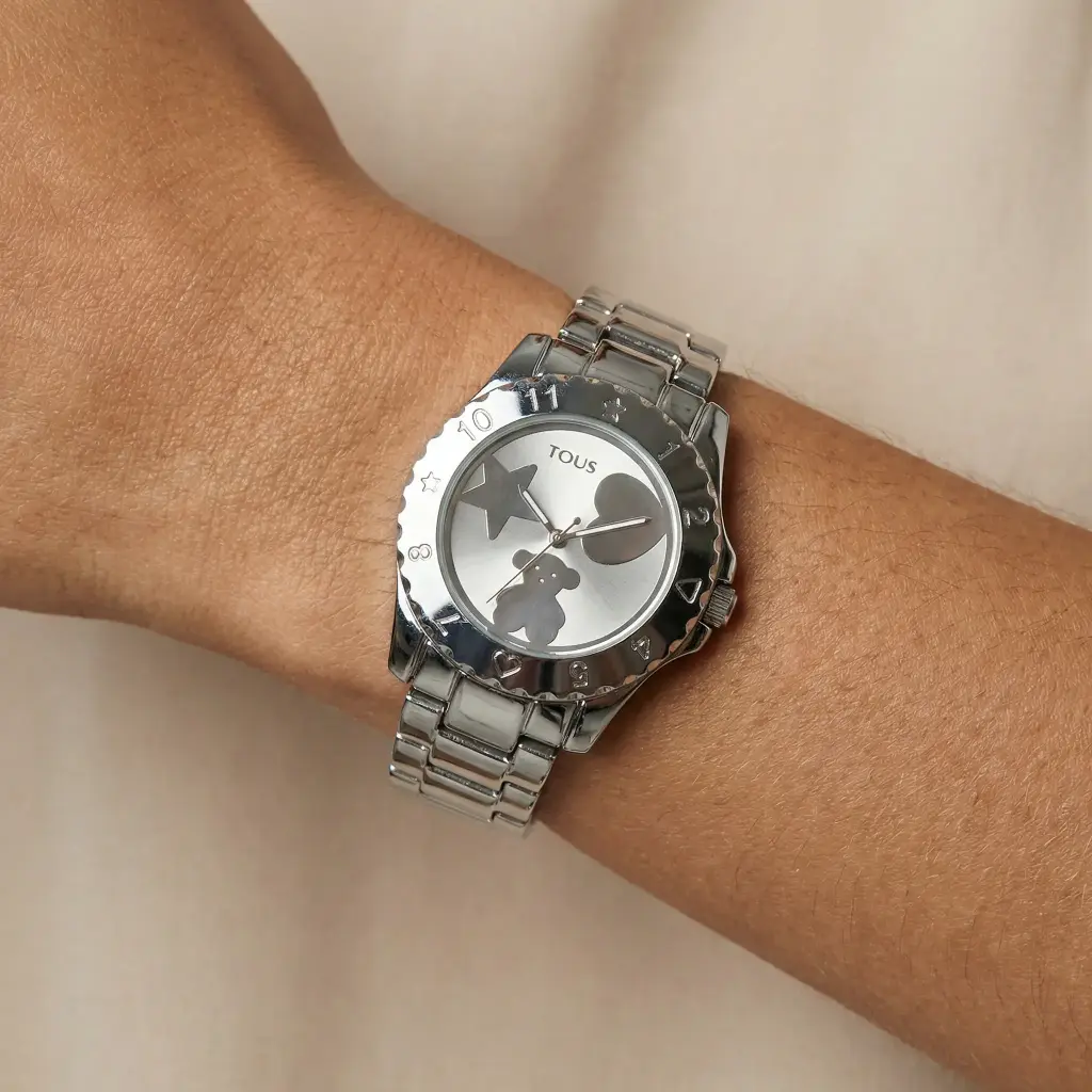 Reloj analógico Motif plateado (Inspiración Tous) 05.webp
