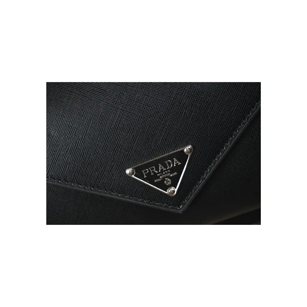 Bolso Bandolera Negro (Inspiración Prada) 04.webp