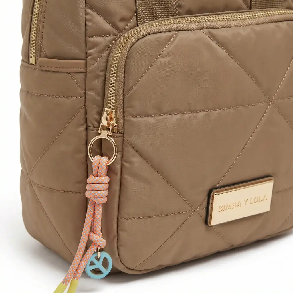 Mochila acolchada pequeña (Inspiración bimba y lola) 03.webp