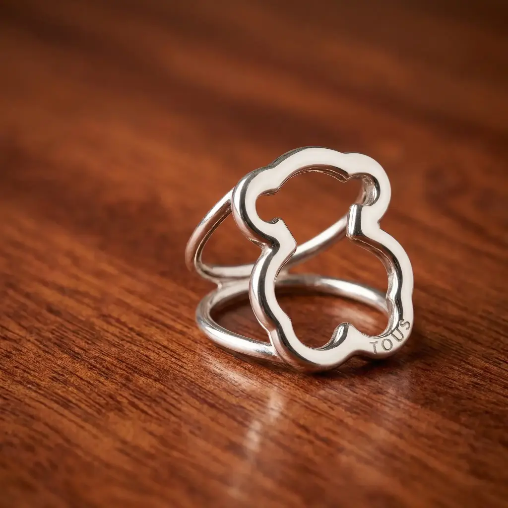 Anillo diseño silueta oso (inspiración Tous) plata 04.webp