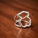 Anillo diseño silueta oso (inspiración Tous) plata 04.webp
