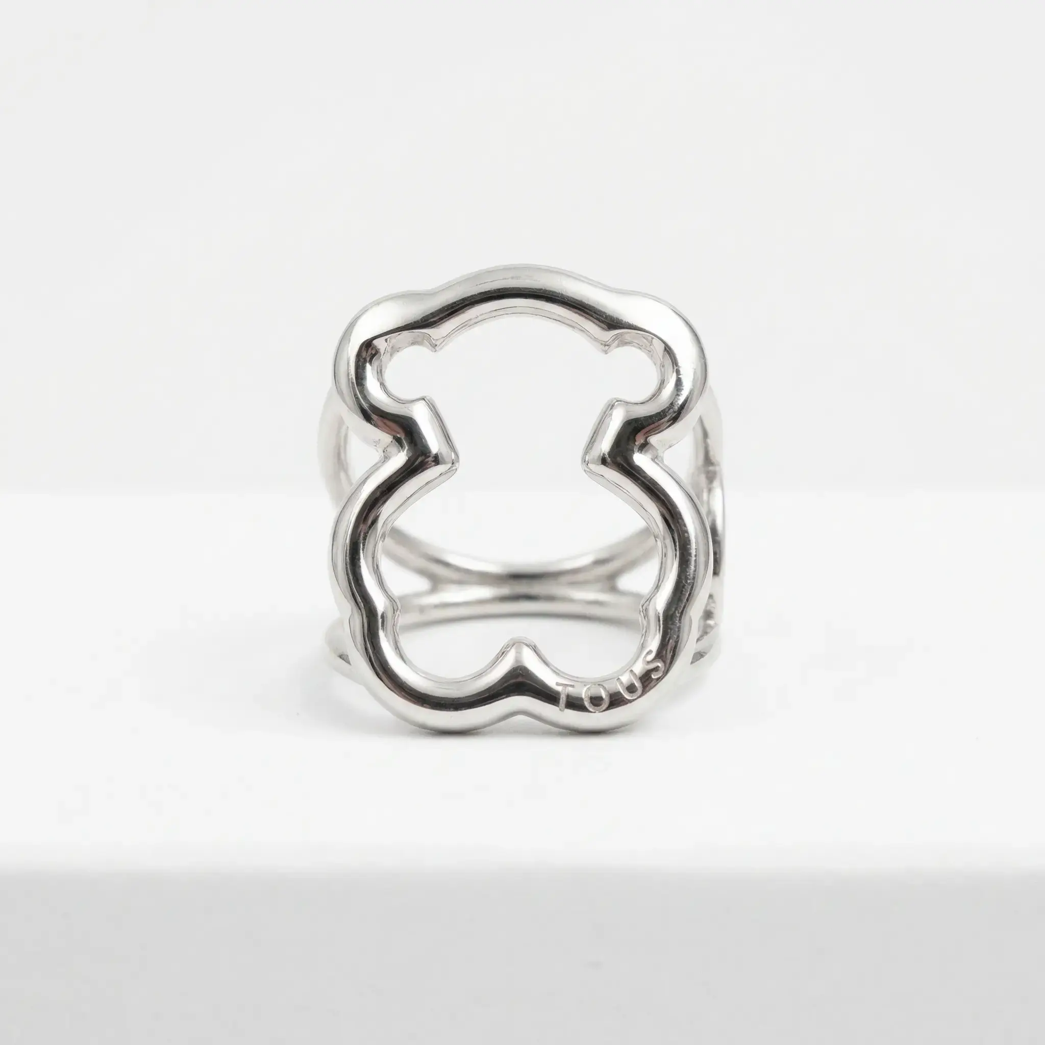 Anillo diseño silueta oso (inspiración Tous) plata 02.webp