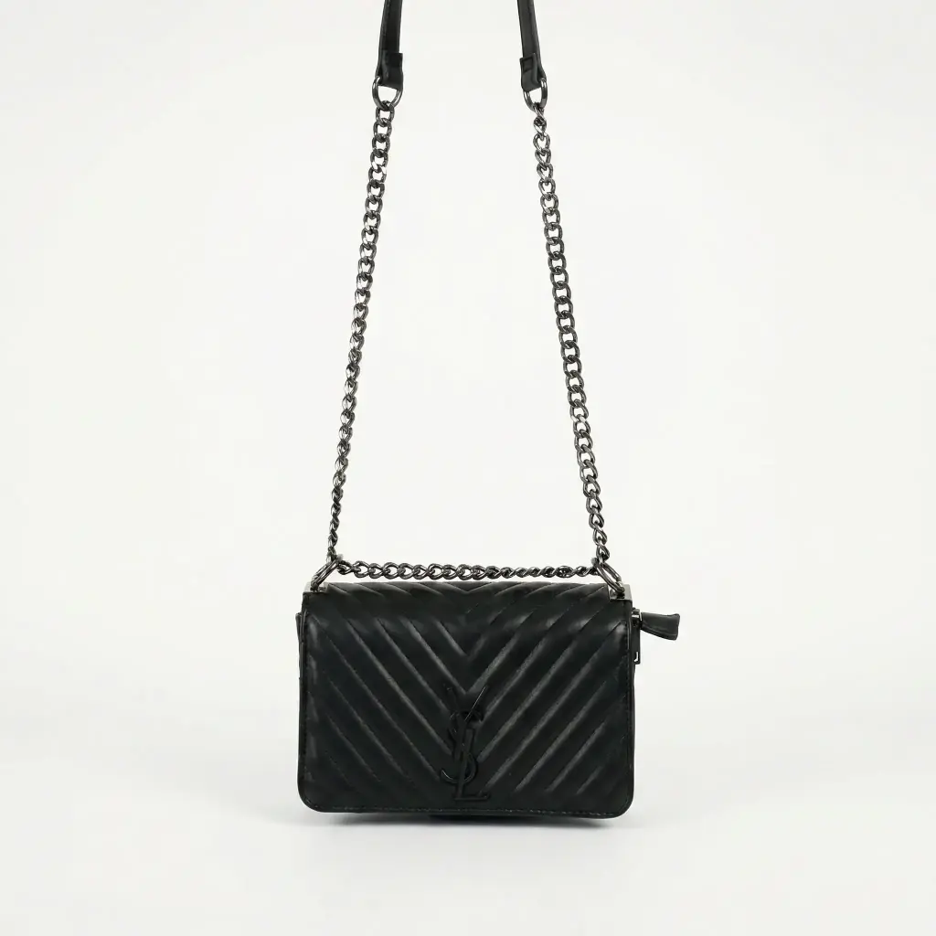 Bolso de hombro clasica con cadena (Inspiración Louis Vuitton) 01.webp