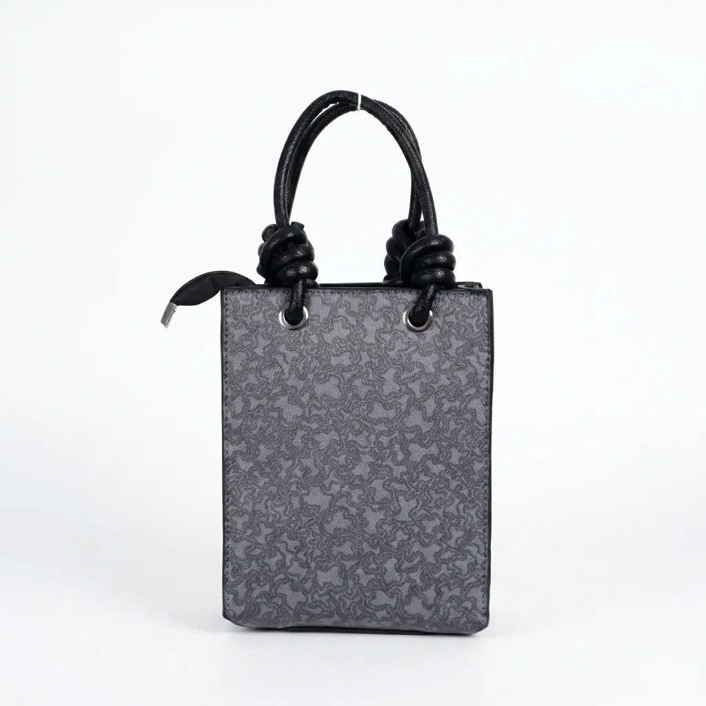 Mini bolso bandolera Kaos Lines Gris (Inspiración Tous) 03 .webp