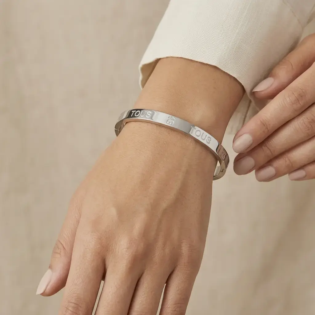 Pulsera rígida grabada (Inspiración Tous) Plata 02.webp