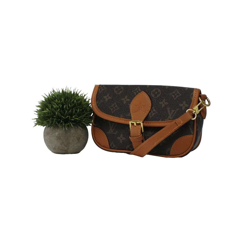 Mini bolso de mano y de hombro Monograma Hebilla (Inspiración Louis Vuitton) Color marrón 03.webp