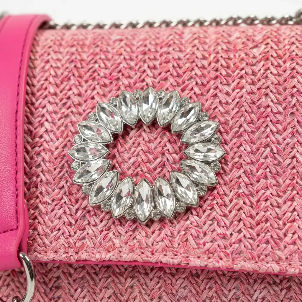 Bolso de hombro broche central circular Rosa 03.webp