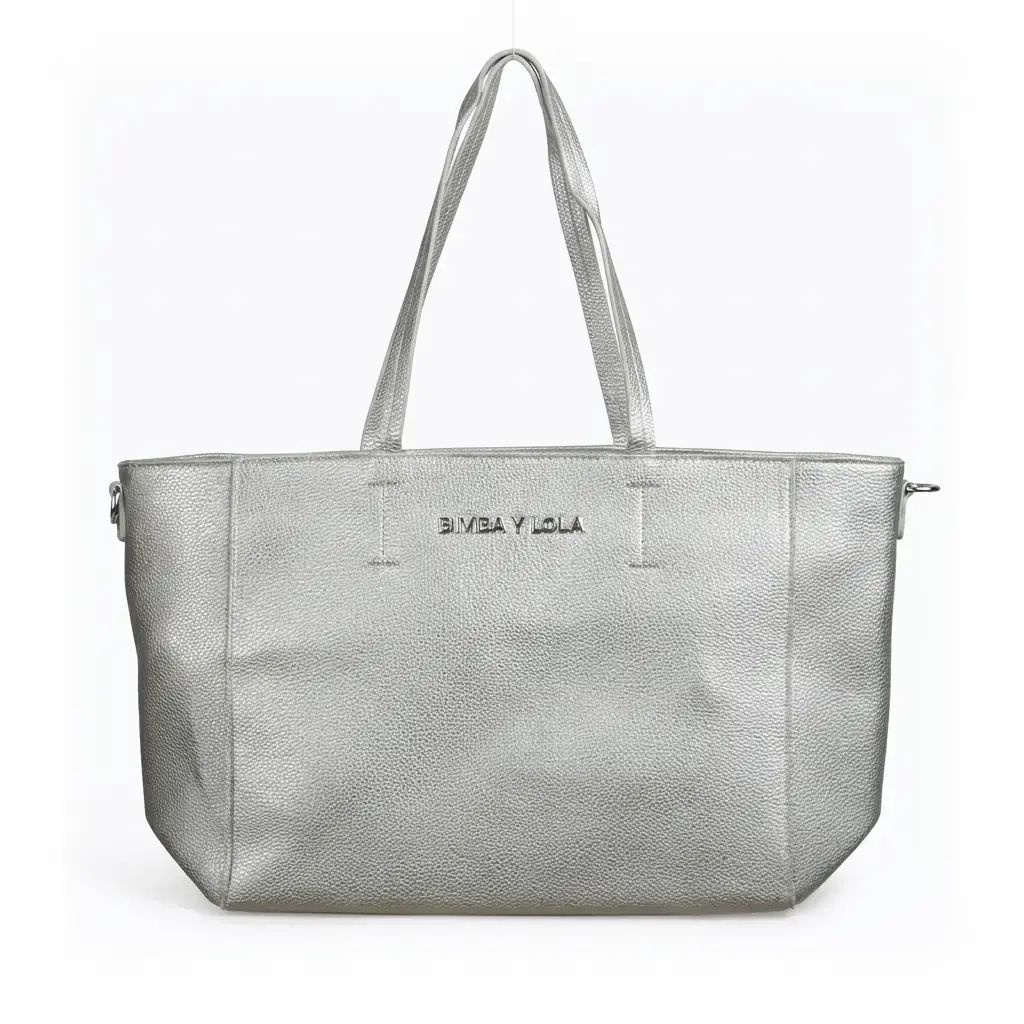 Bolso Tote asas dobles y logo métalico (Inspiración Bimba y Lola) Plata 02.webp