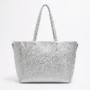 Bolso Tote asas dobles y logo métalico (Inspiración Bimba y Lola) Plata 03.webp