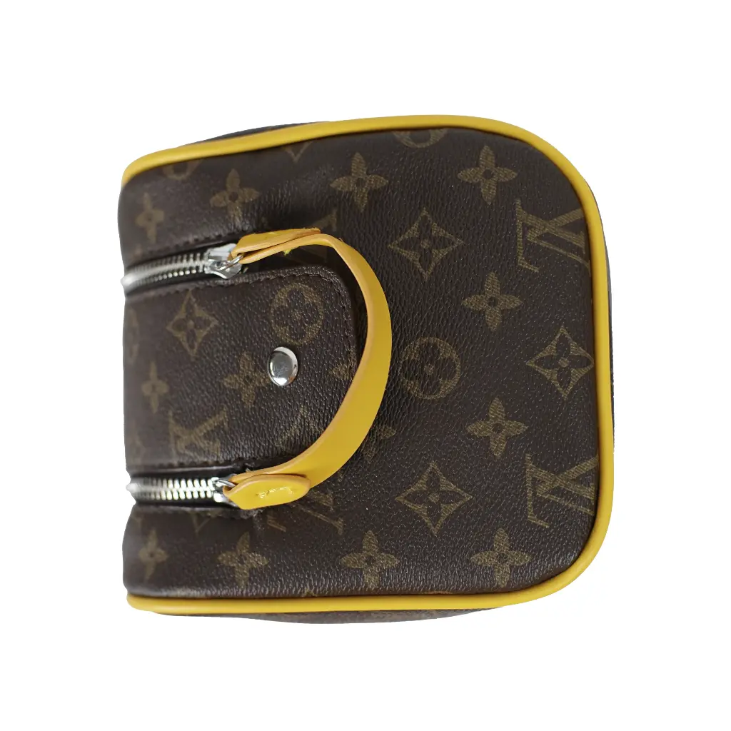 Neceser monograma LV ( Inspiración Louis Vuitton) Color Amarillo Marron 03.webp
