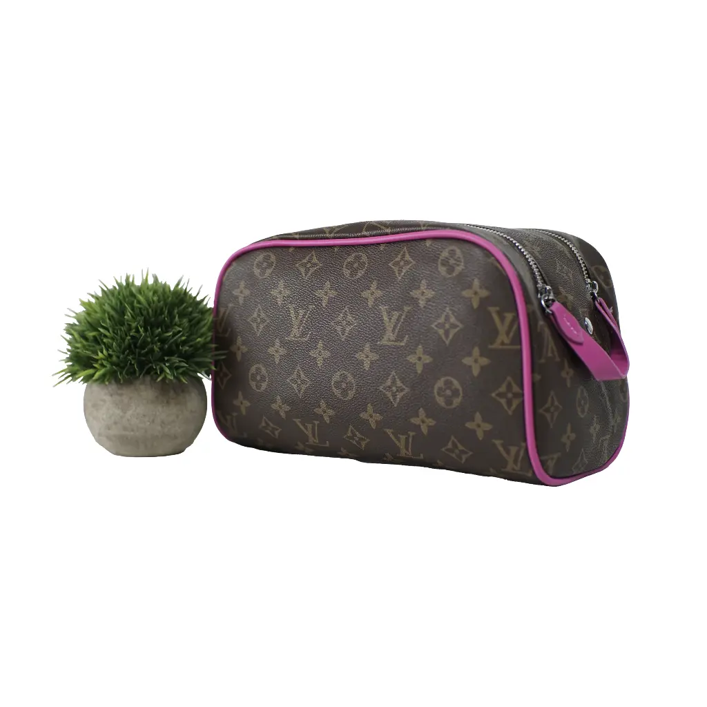 Neceser monograma LV ( Inspiración Louis Vuitton) Color Rosa Marron 04.webp
