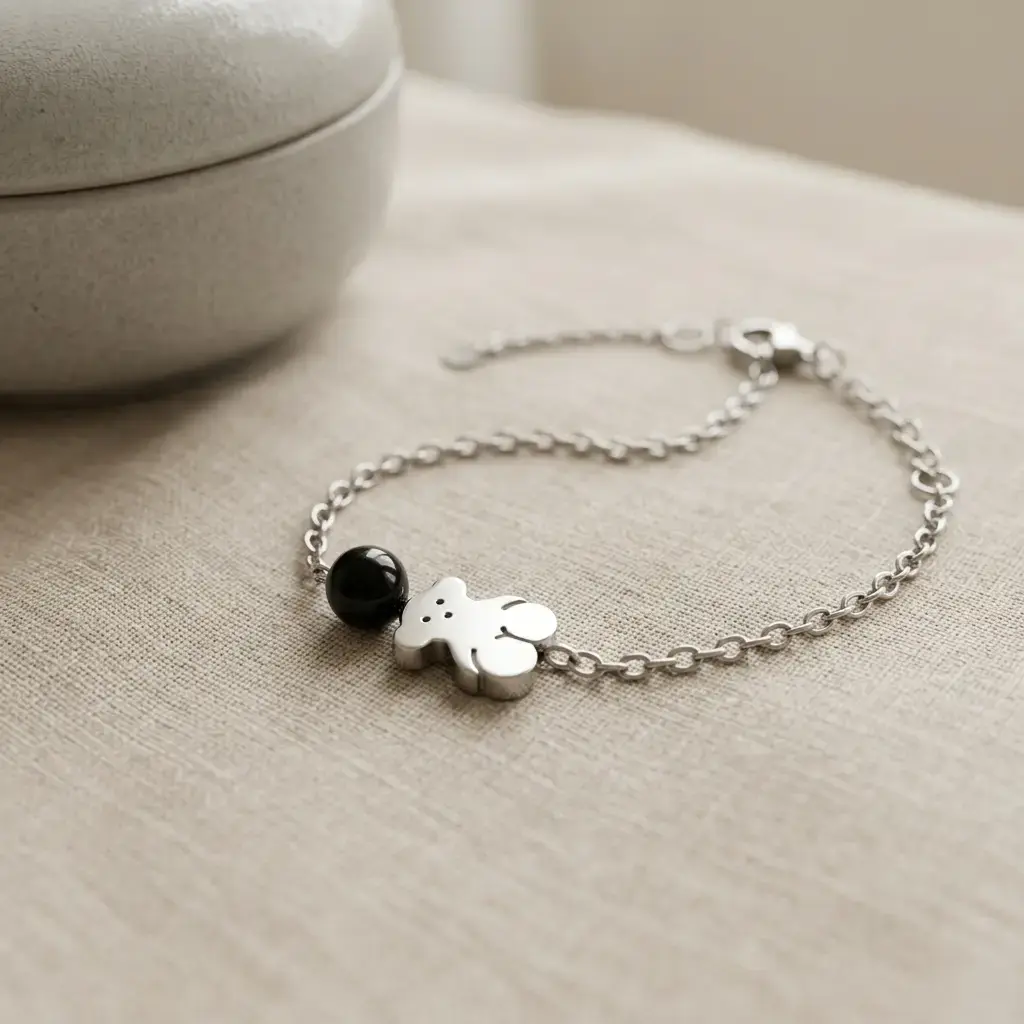 Pulsera Charming motivo oso y una perla negra y plata (Inspiración Tous) 05.webp