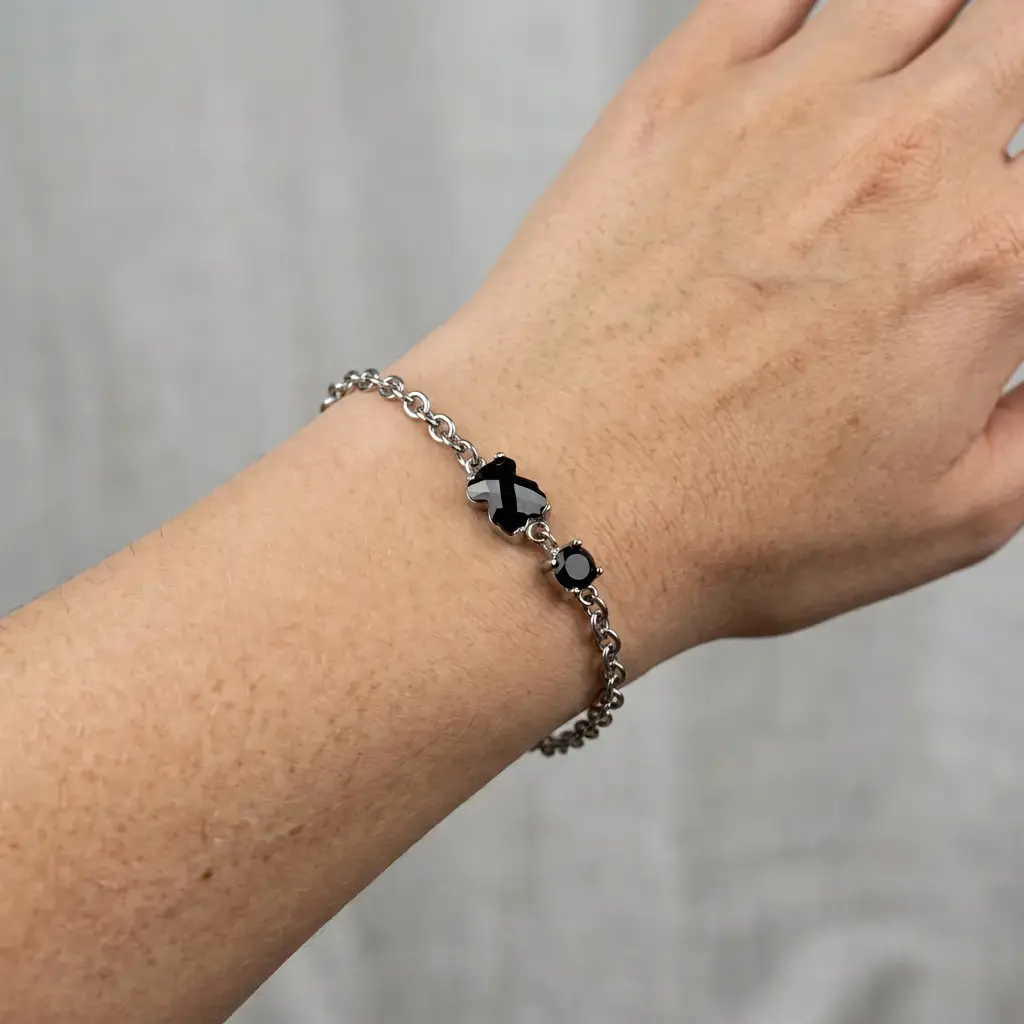 Pulsera motivo de oso onix negro (Inspiración Tous) 02.webp