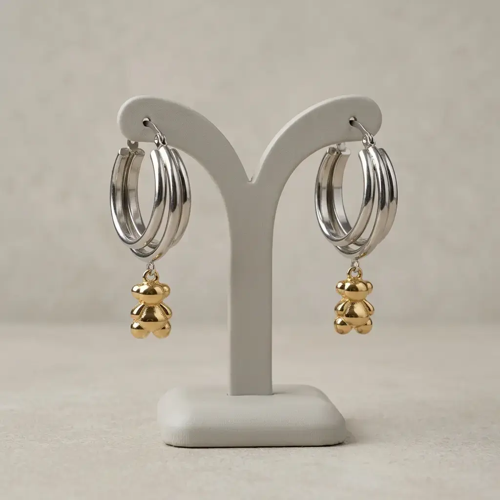 Pendientes de aro bicolor con doble oso Bold Bear (Inspiración Tous) 01.webp