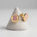 Pendientes icónico oso y gema color rosa (Inspiración Tous) 04.webp