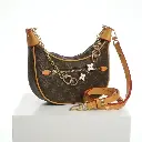 Bolso Loop Monogram medialuna (Inspiración Louis Vuitton) 04.webp