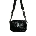 Bolso bandolera diseño acolchado logo metálico frontal (Inspiración Bimba y Lola) 01.webp