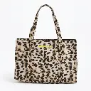Bolso estampado de leopardo logo amarillo (Inspiración Bimba y Lola) 04.webp