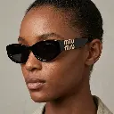 Gafas de sol ovaladas logotipo dorado relieve (Inspiración Miu Miu) 06.webp