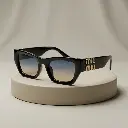 Gafas de sol rectangular logotipo dorado (Inspiración Miu Miu) 05.webp