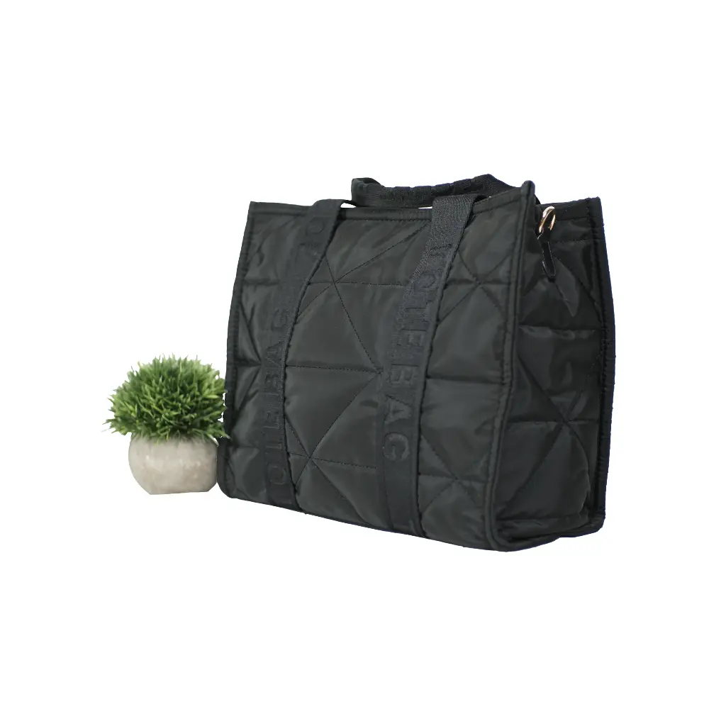 Bolso Tote Bag acolchado (Inspiración Bimba y Lola) Color Negro 04.webp
