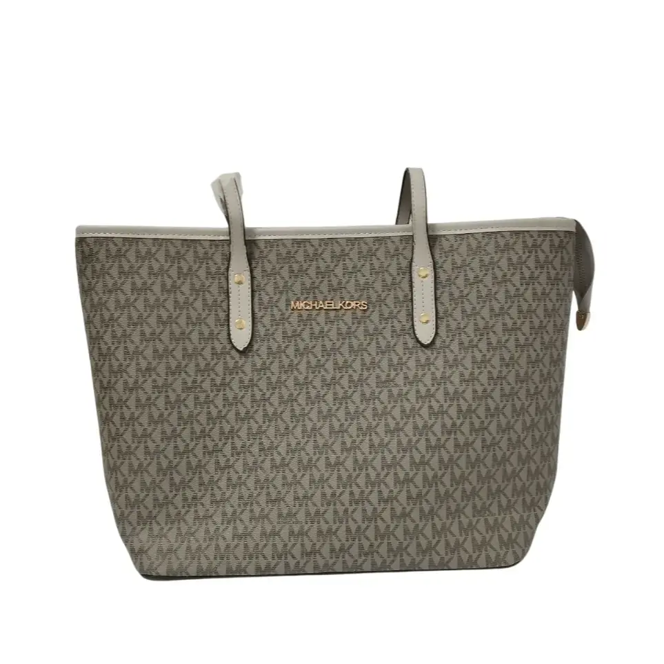 Bolso tote Quinn - Inspiración Michael Kors - grande con logotipo - Color Gris.webp