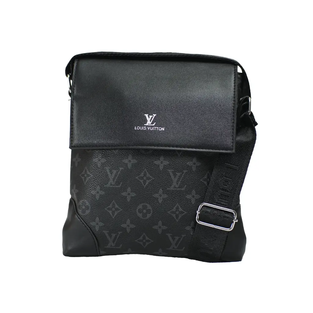Bolso Bandolera Hombre Logo Solapa (Inspiración Louis Vuitton) Color negro 03.webp