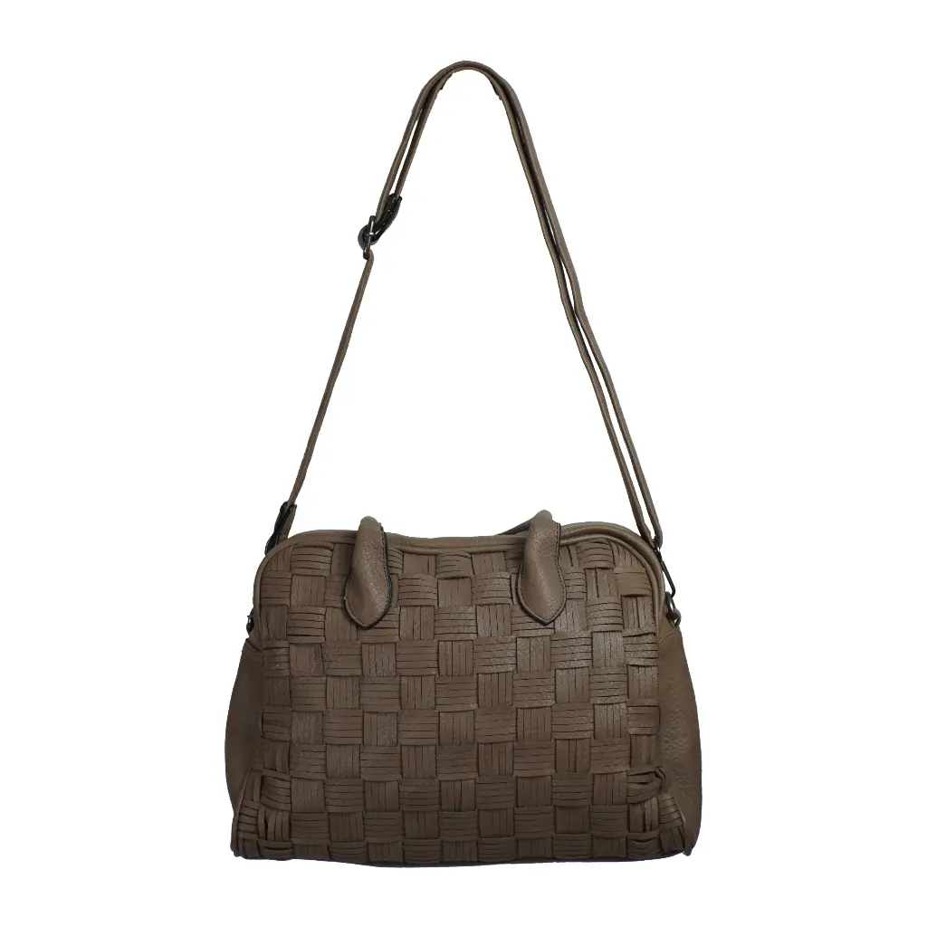 Bolso Tote Trenzado color marrón 03.webp