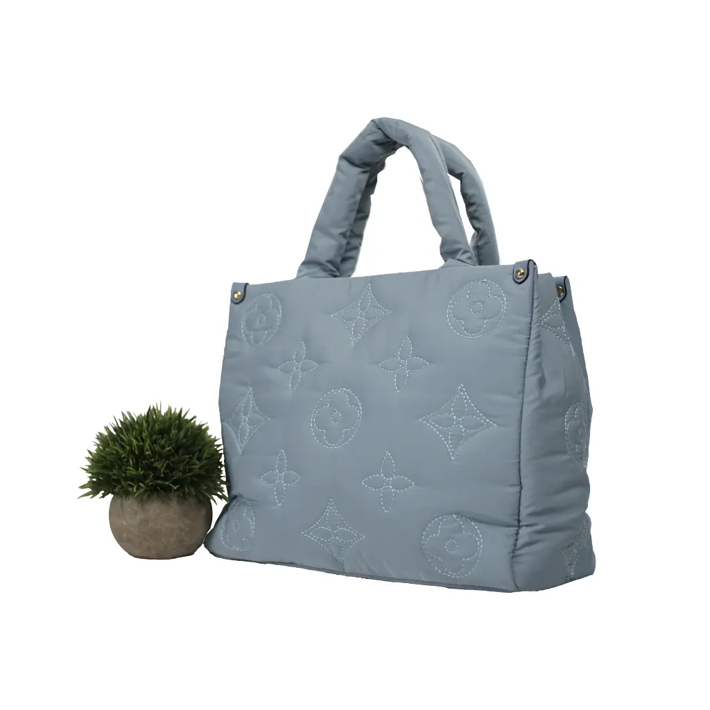 Bolso acolchado (Inspiracion Luis Vuitton) Color celeste 03.webp