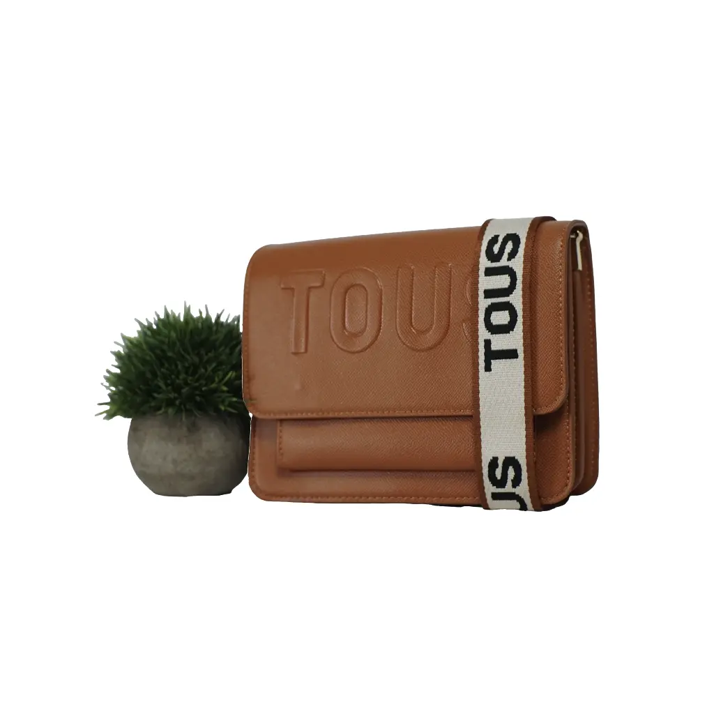 Bandolera mediana Audree (Inspiración Tous) Color marron 02.webp