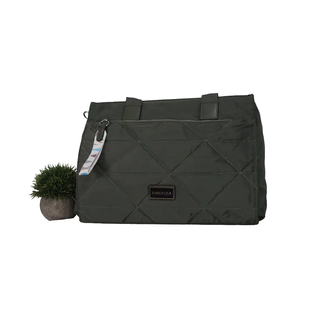 Bolso Shopper Acolchado Bordado (Inspiración Bimba y Lola) Color Verde 06.webp