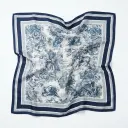 Pañuelo cuadrado estampado azul oscuro