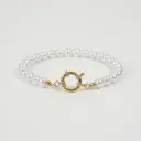 Pulsera con perlas blancas pequeñas