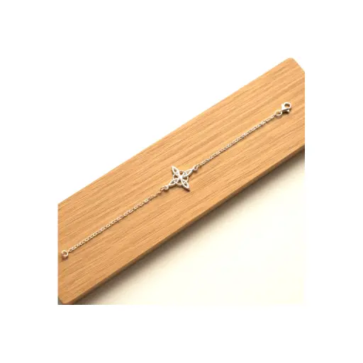 Pulsera Nudo de Bruja De Plata