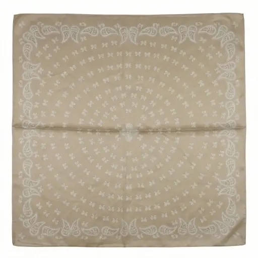 Pañuelo cuadrado estampado beige