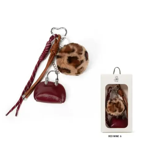 [00008351] Llavero Pompon Animal Print